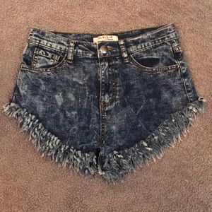 Saga hi waisted fringe jean shorts